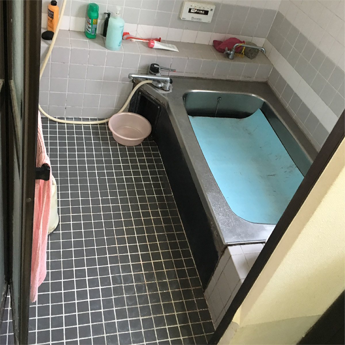 品川区戸建て住宅／ユニットバス　TOTO シンラ HKシリーズ Dタイプ　施工前