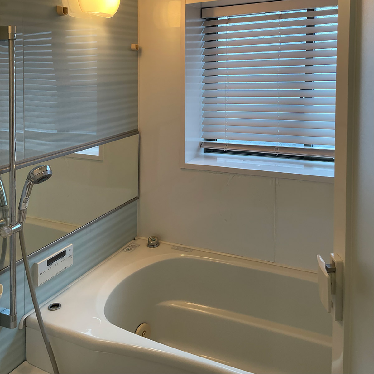 品川区の戸建て住宅／ユニットバスTOTO　シンラGタイプ　1616　施工前