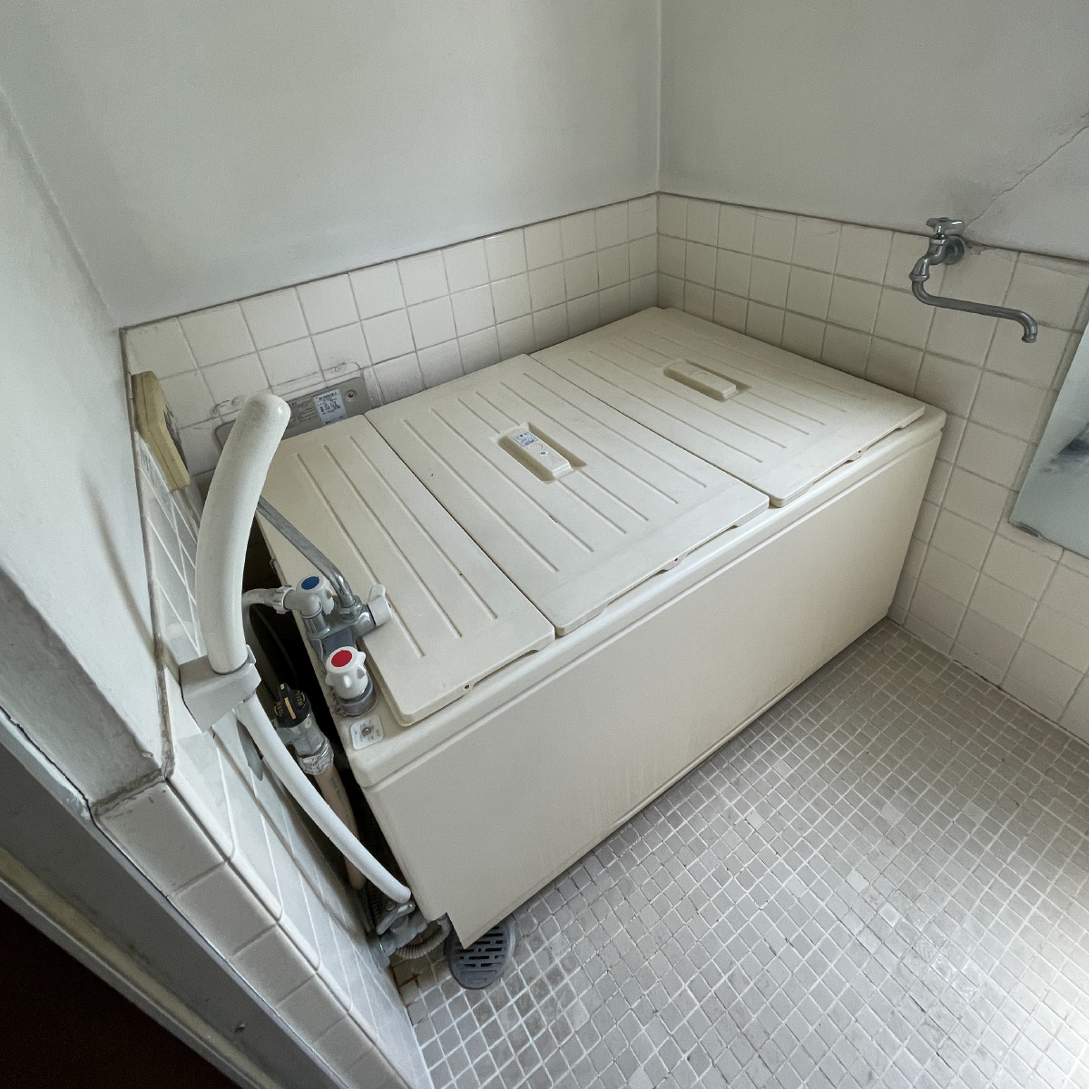 品川区賃貸マンション　浴室リフォーム施工前
